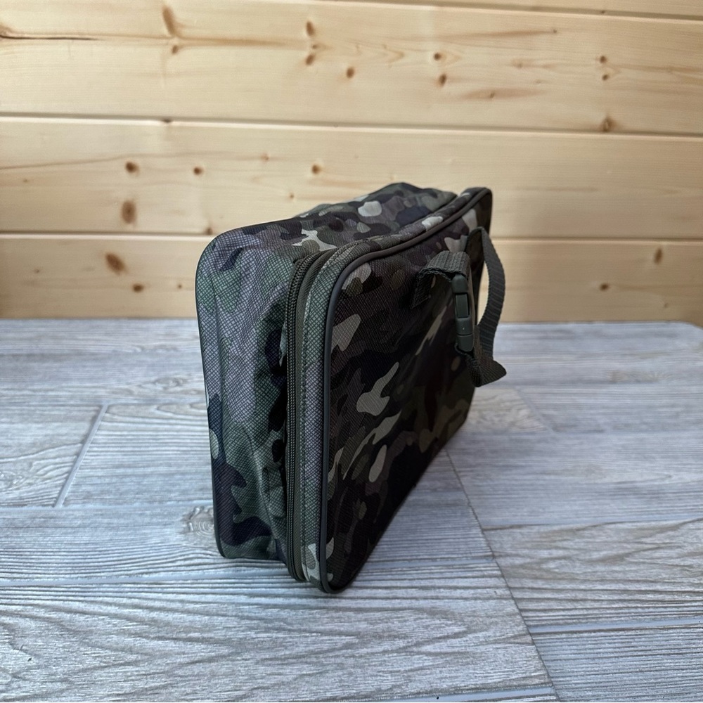 Thirty One Travel Organizer - Camo